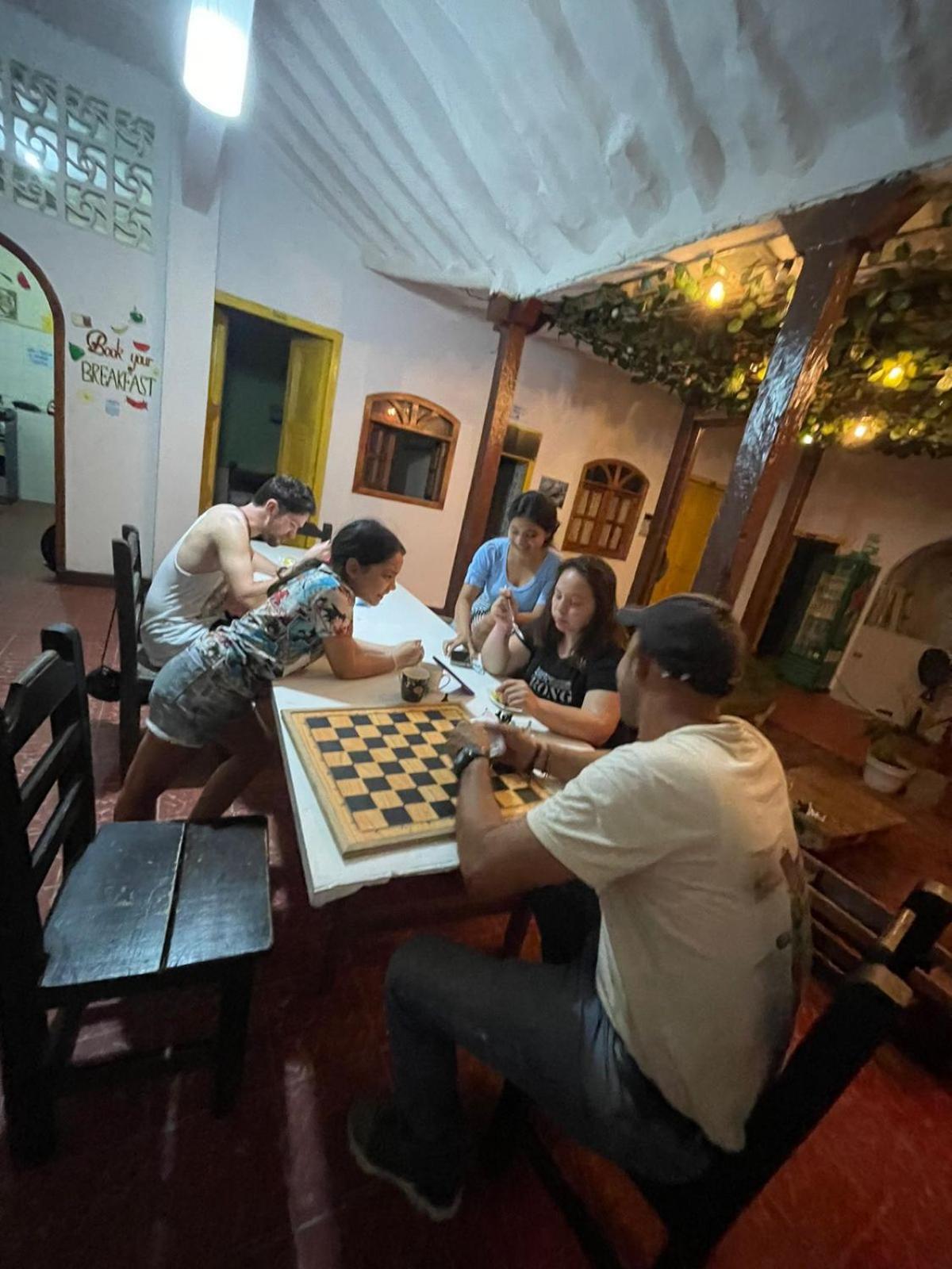 Adventure Hostel 圣希尔 外观 照片