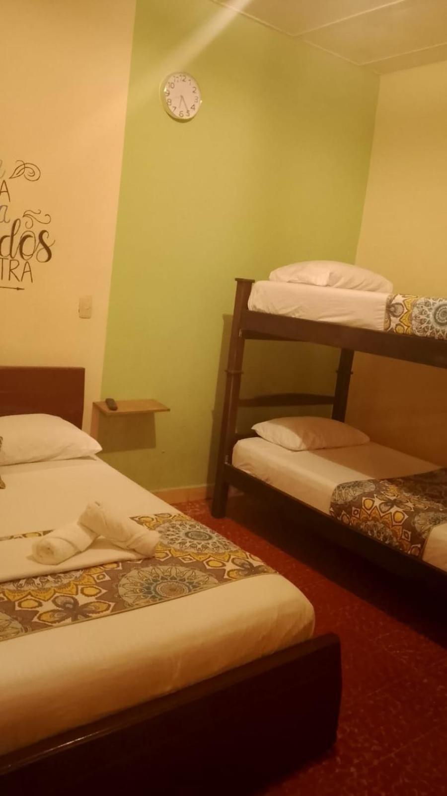 Adventure Hostel 圣希尔 外观 照片